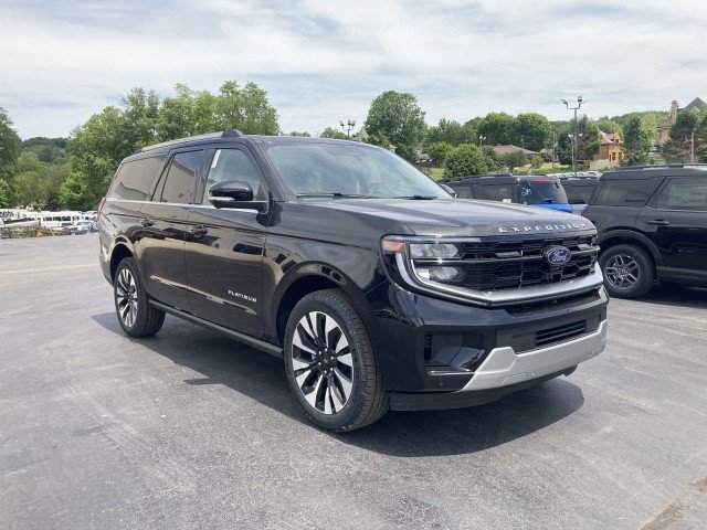 New 2026 Ford Expedition Max Platinum w/ Driver's Package AWD/4WD image 10