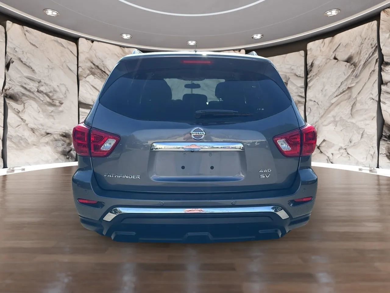 Used 2017 Nissan Pathfinder SV image 6