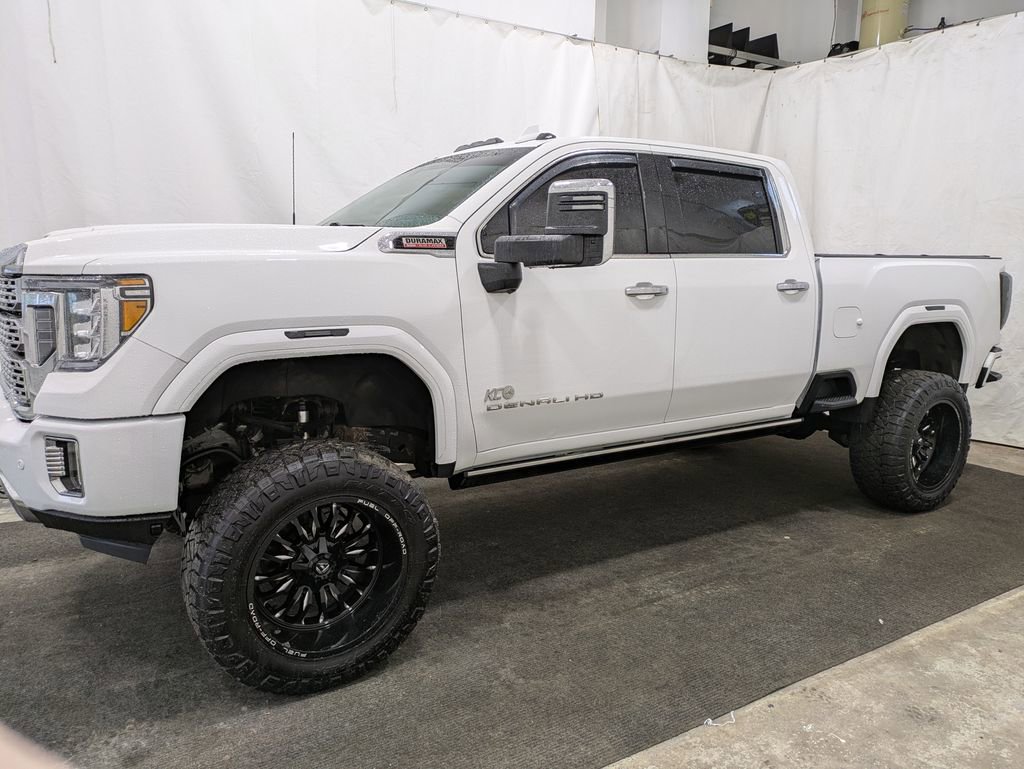 Used 2023 GMC Sierra 3500 Denali w/ Denali Ultimate Package AWD/4WD image 2