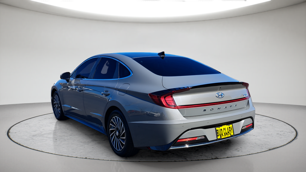 Used 2022 Hyundai Sonata Limited w/ Cargo Package FWD image 3