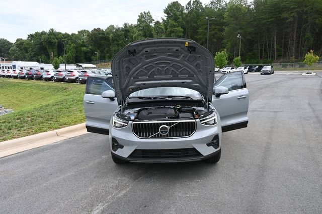 Used 2024 Volvo XC40 B5 Plus w/ Protection Package Premier AWD/4WD image 44