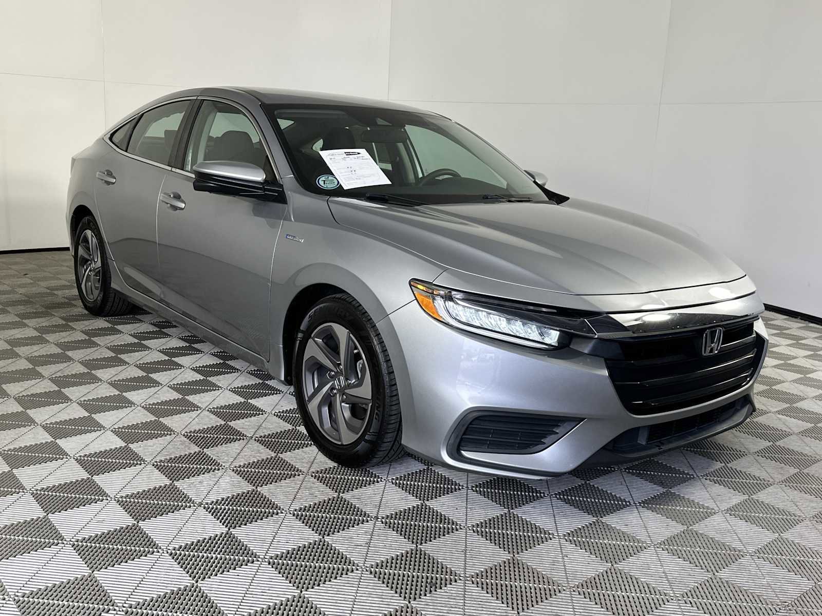 Used 2019 Honda Insight EX image 2