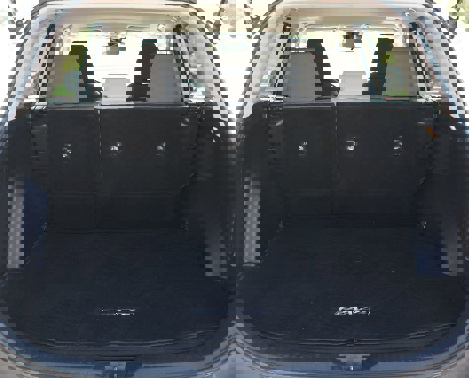 Used 2019 Toyota RAV4 XLE image 16