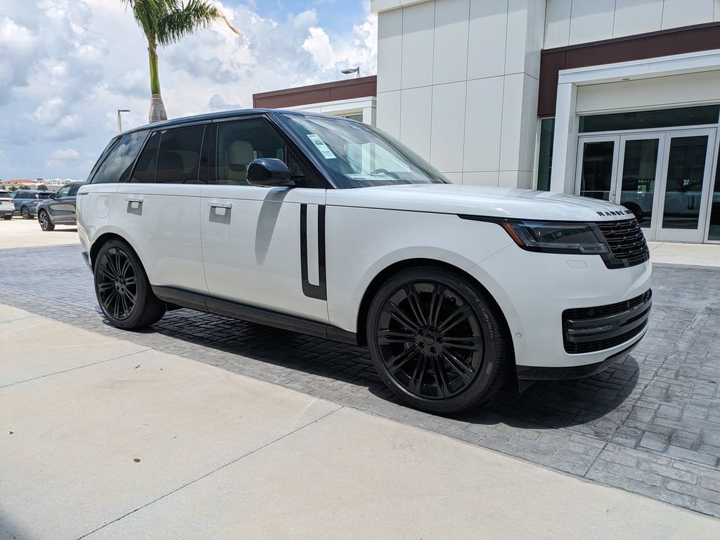 New 2026 Land Rover Range Rover SE AWD/4WD image 3