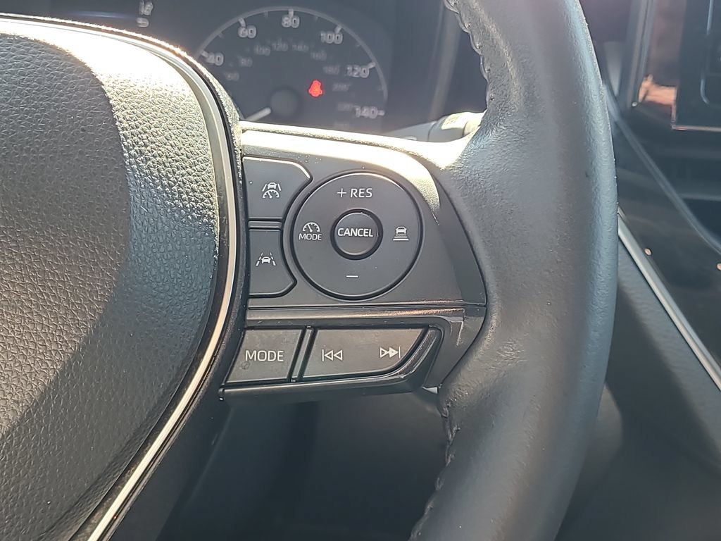 Certified 2023 Toyota Corolla Cross LE FWD image 20