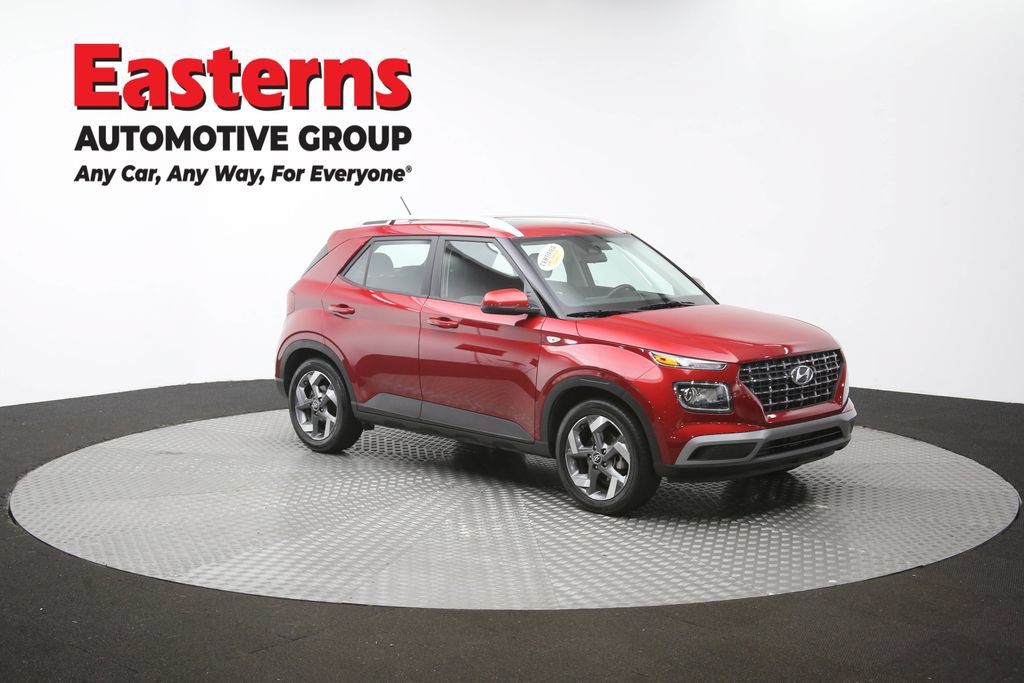 Used 2025 Hyundai Venue SEL FWD image 50