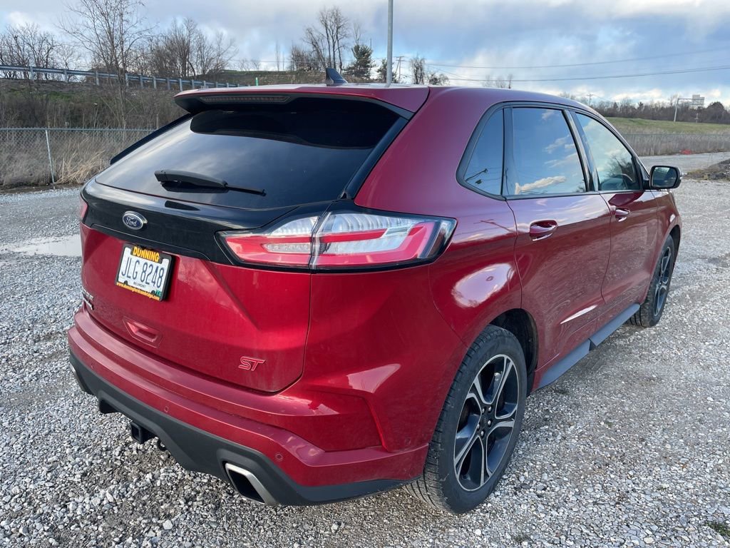 Used 2020 Ford Edge ST w/ Cold Weather Package image 5
