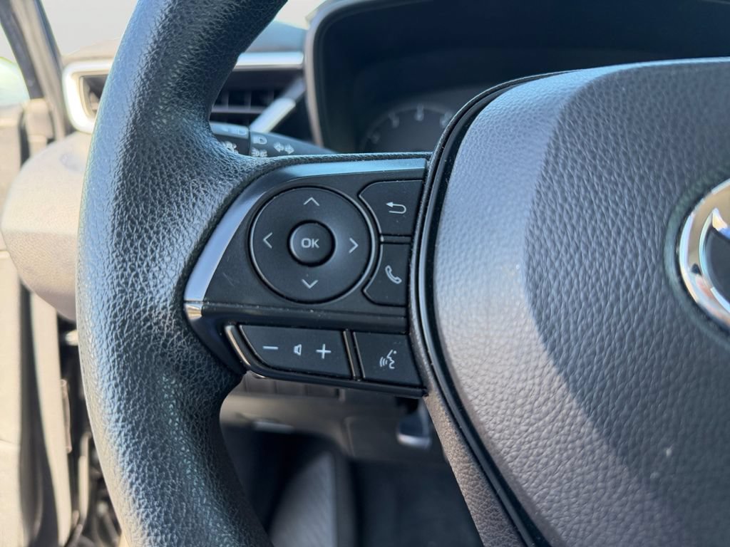 Used 2023 Toyota Corolla LE FWD image 18