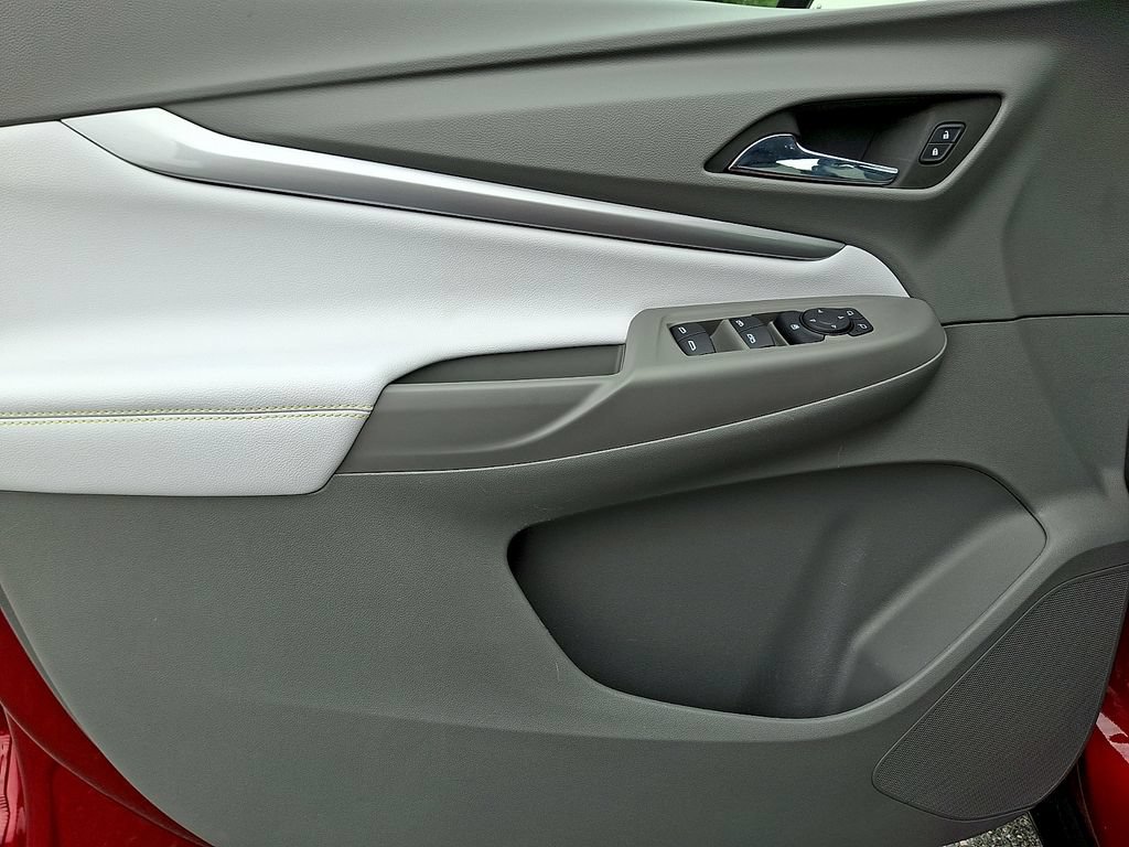 Certified 2023 Chevrolet Bolt EUV Premier FWD image 13