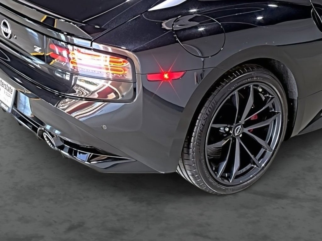 New 2025 Nissan Z Performance w/ Floor Mat Package RWD image 12