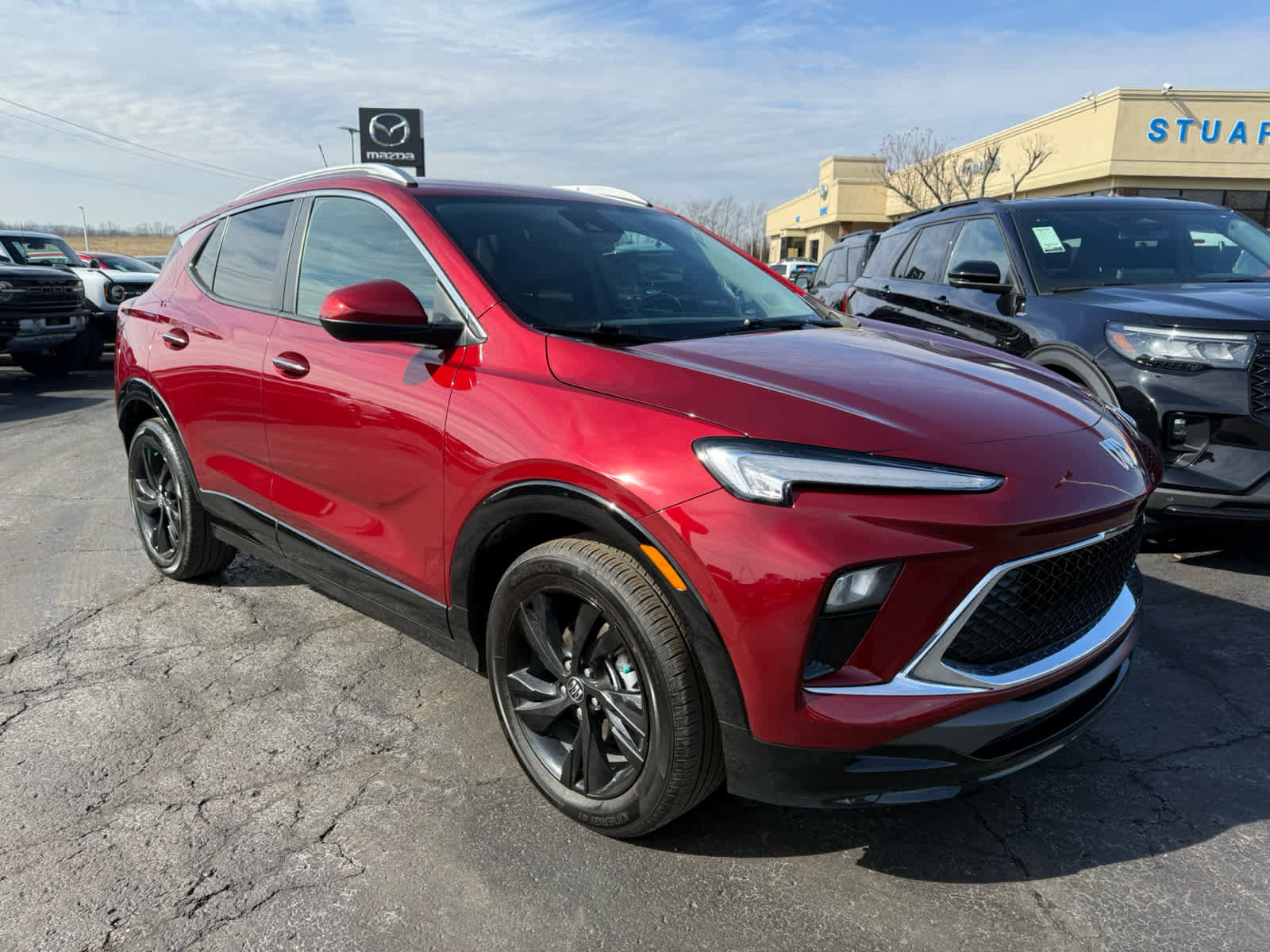 Used 2024 Buick Encore GX Sport Touring image 1