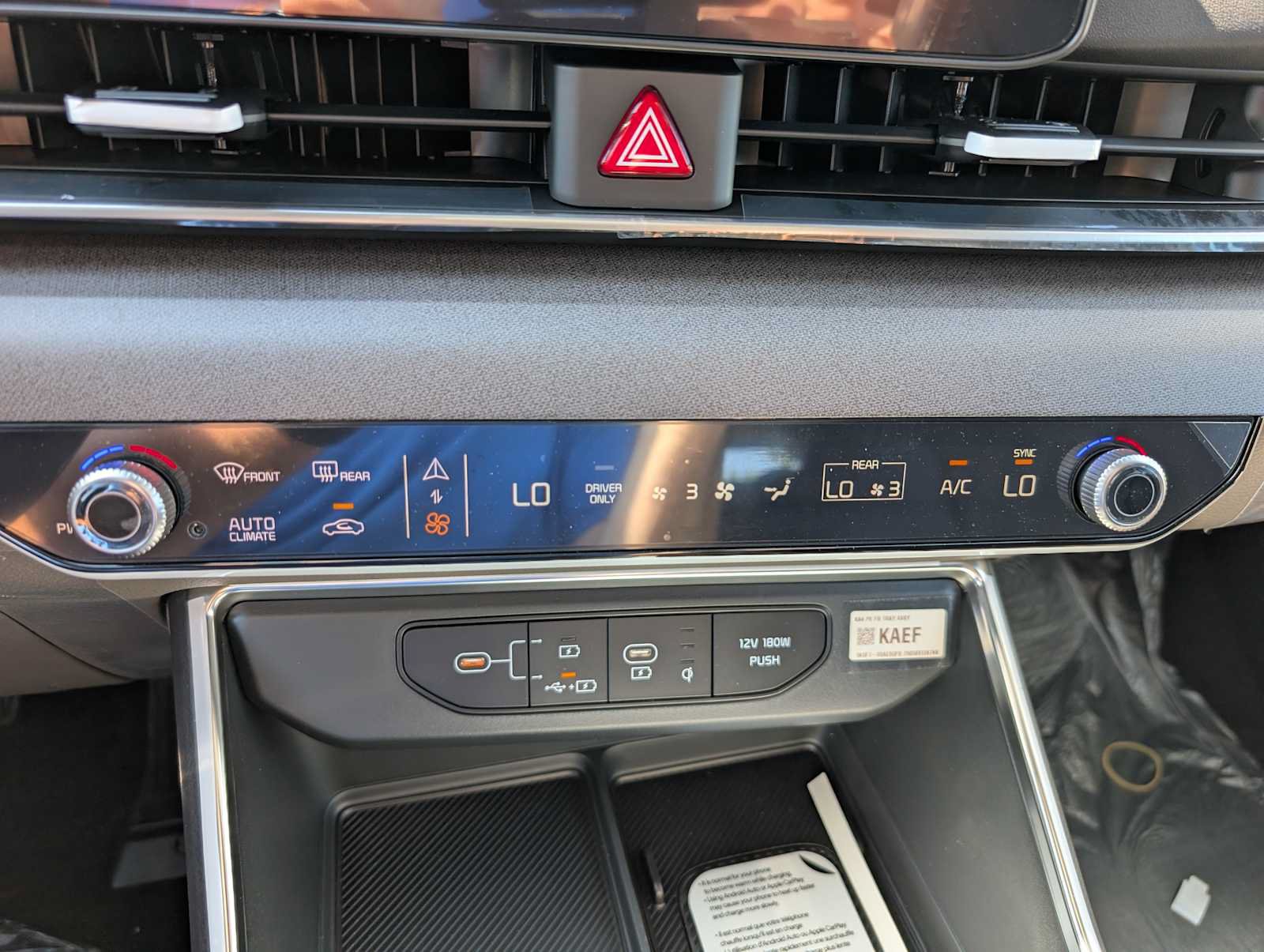 New 2027 Kia Carnival EX FWD image 28