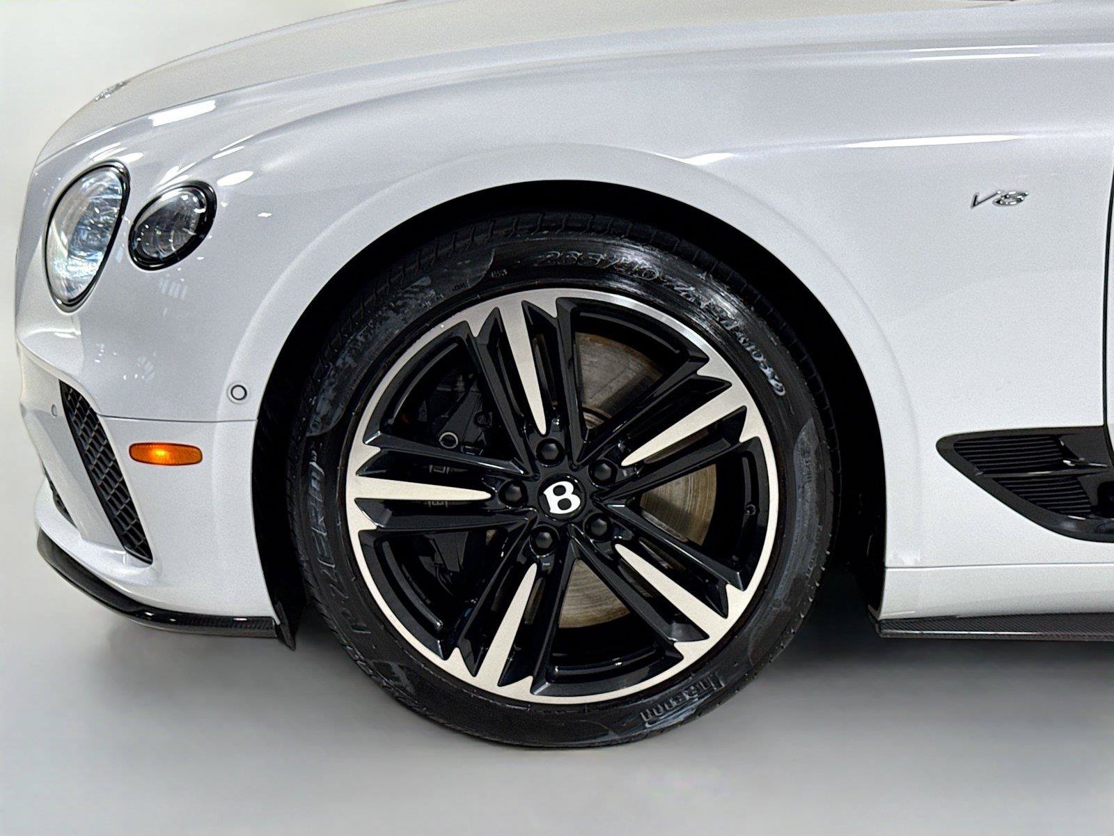 Used 2022 Bentley Continental GT AWD/4WD image 38