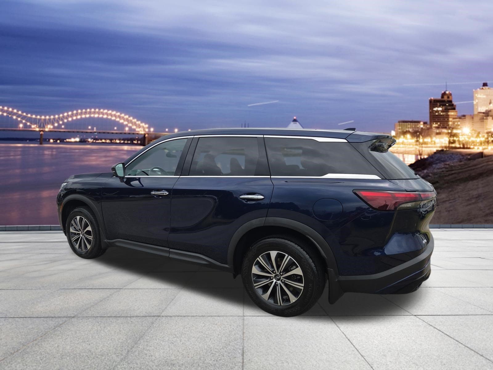 Used 2024 INFINITI QX60 Pure AWD/4WD image 3