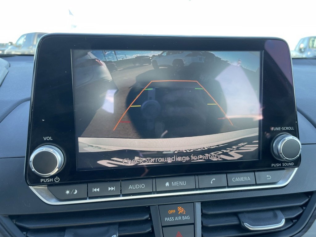 Used 2024 Nissan Altima 2.5 SV image 19