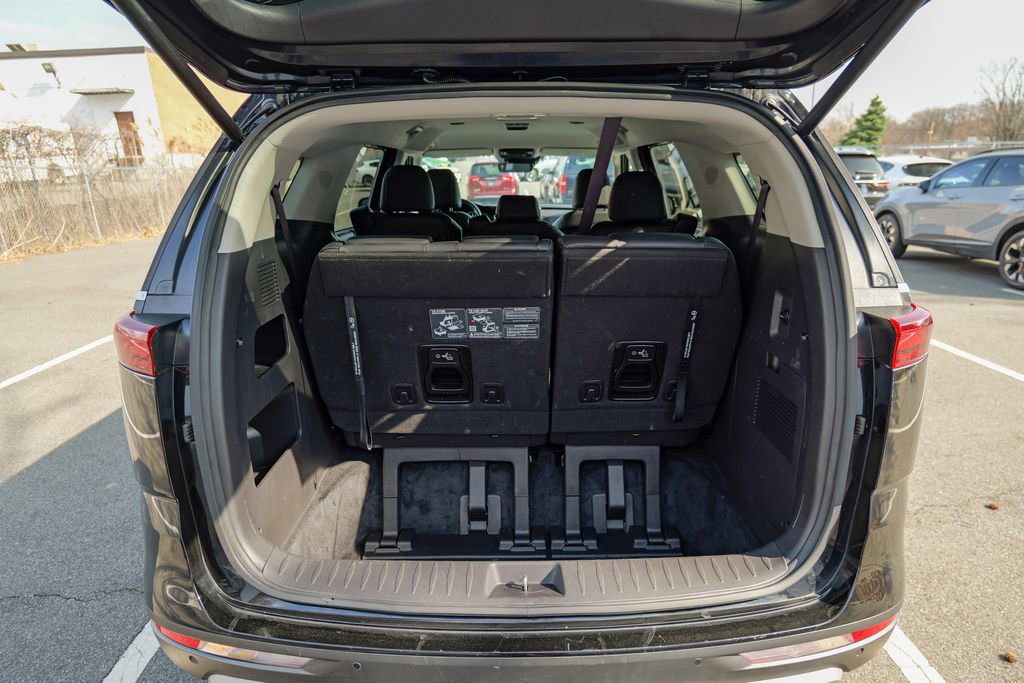 Used 2024 Kia Carnival EX image 59