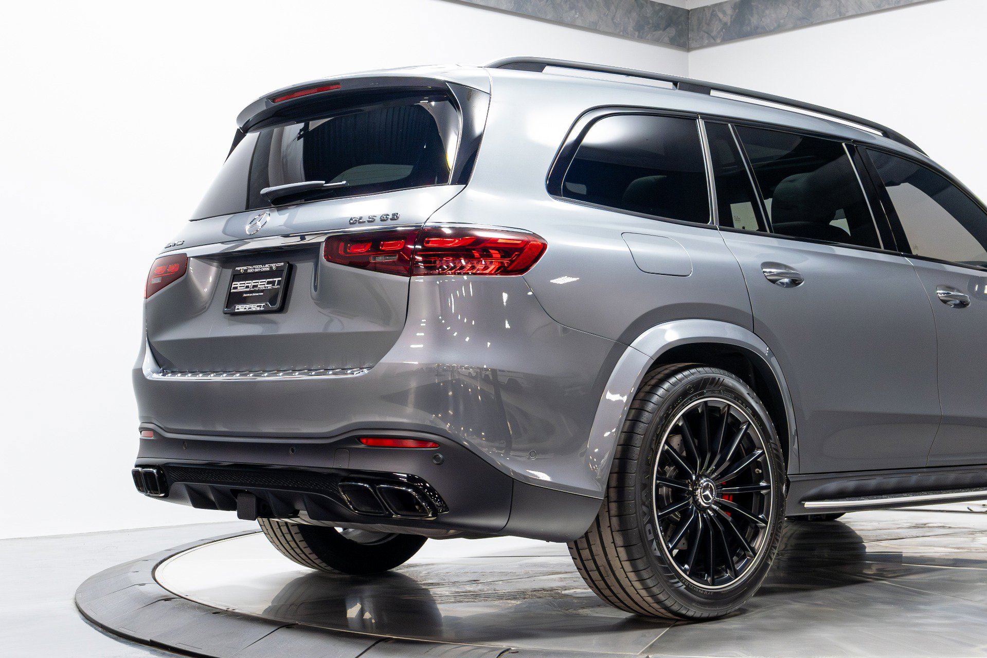 Used 2026 Mercedes-Benz GLS 63 AMG 4MATIC image 6