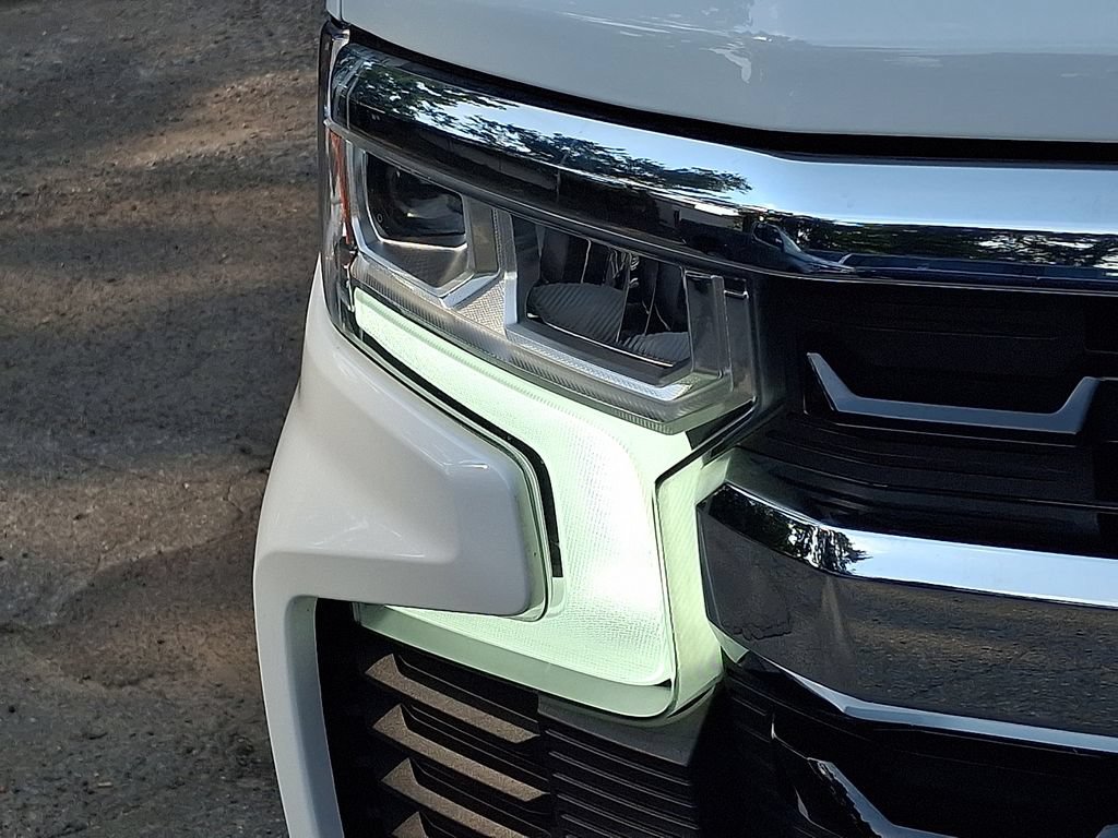 Certified 2024 Chevrolet Silverado 1500 LT AWD/4WD image 35