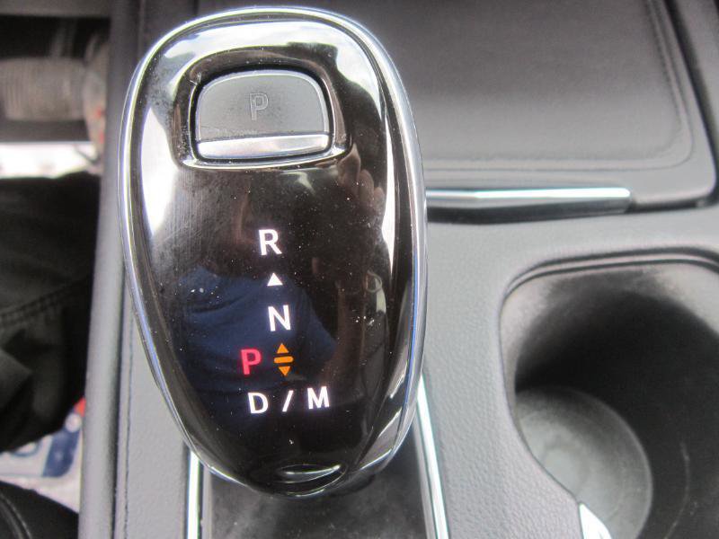 Used 2020 Cadillac XT4 Premium Luxury AWD/4WD image 34