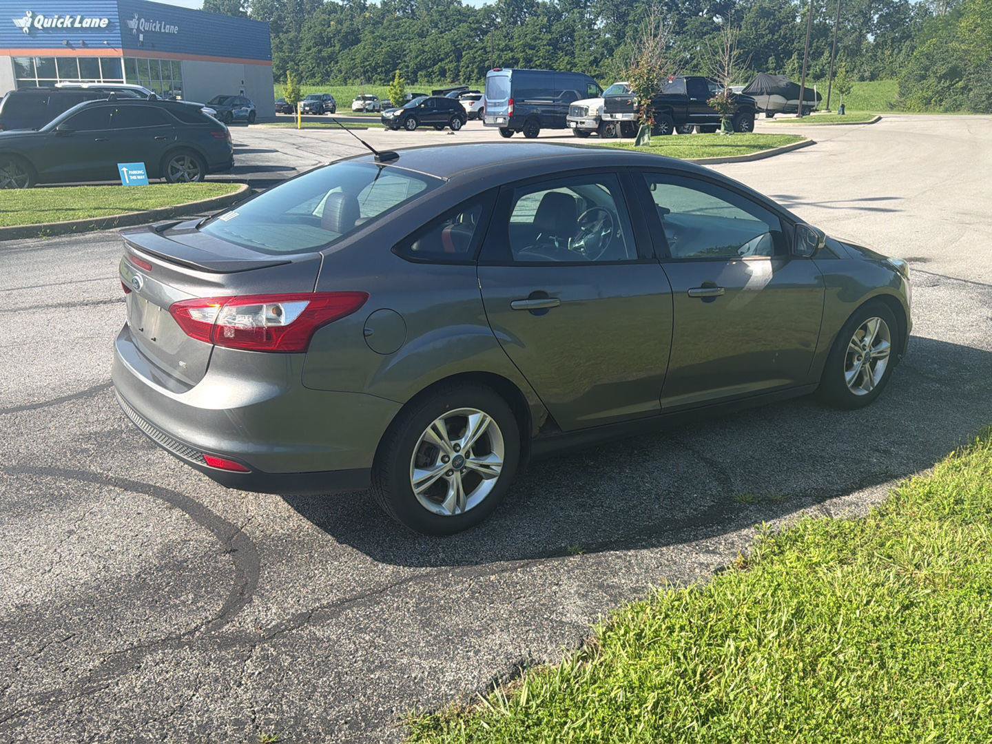 Used 2012 Ford Focus SE FWD image 14