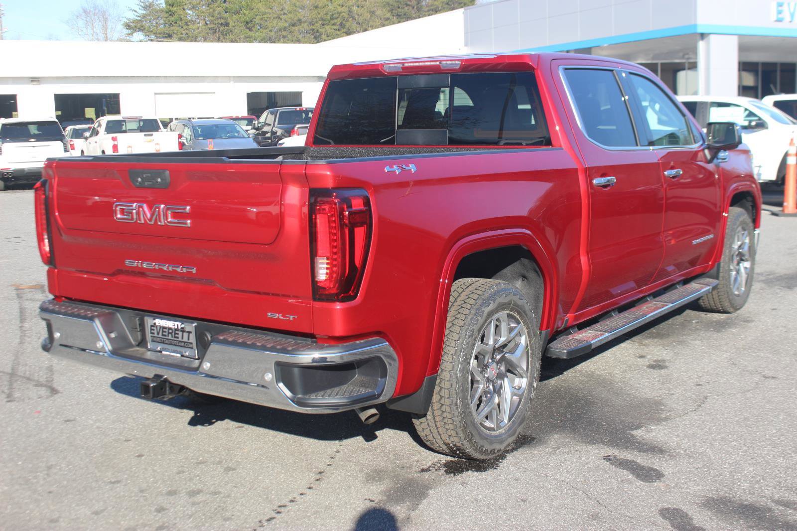 New 2026 GMC Sierra 1500 SLT w/ SLT Premium Plus Package image 7