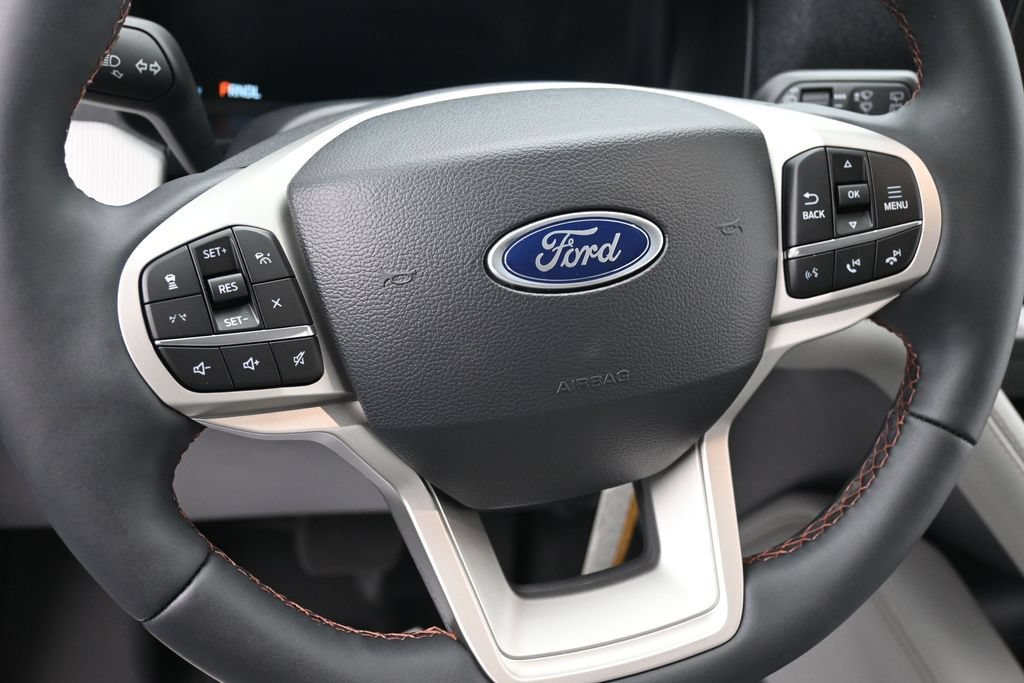 New 2026 Ford Explorer Active w/ Active Comfort Package AWD/4WD image 14