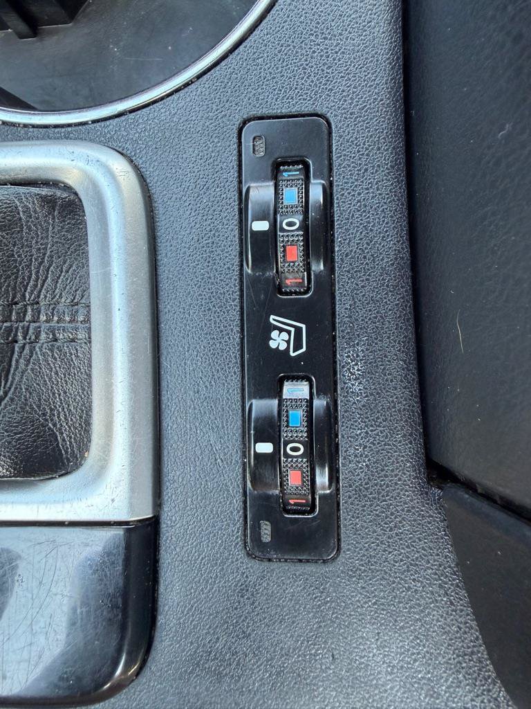 Used 2018 Toyota Highlander Limited AWD/4WD image 6