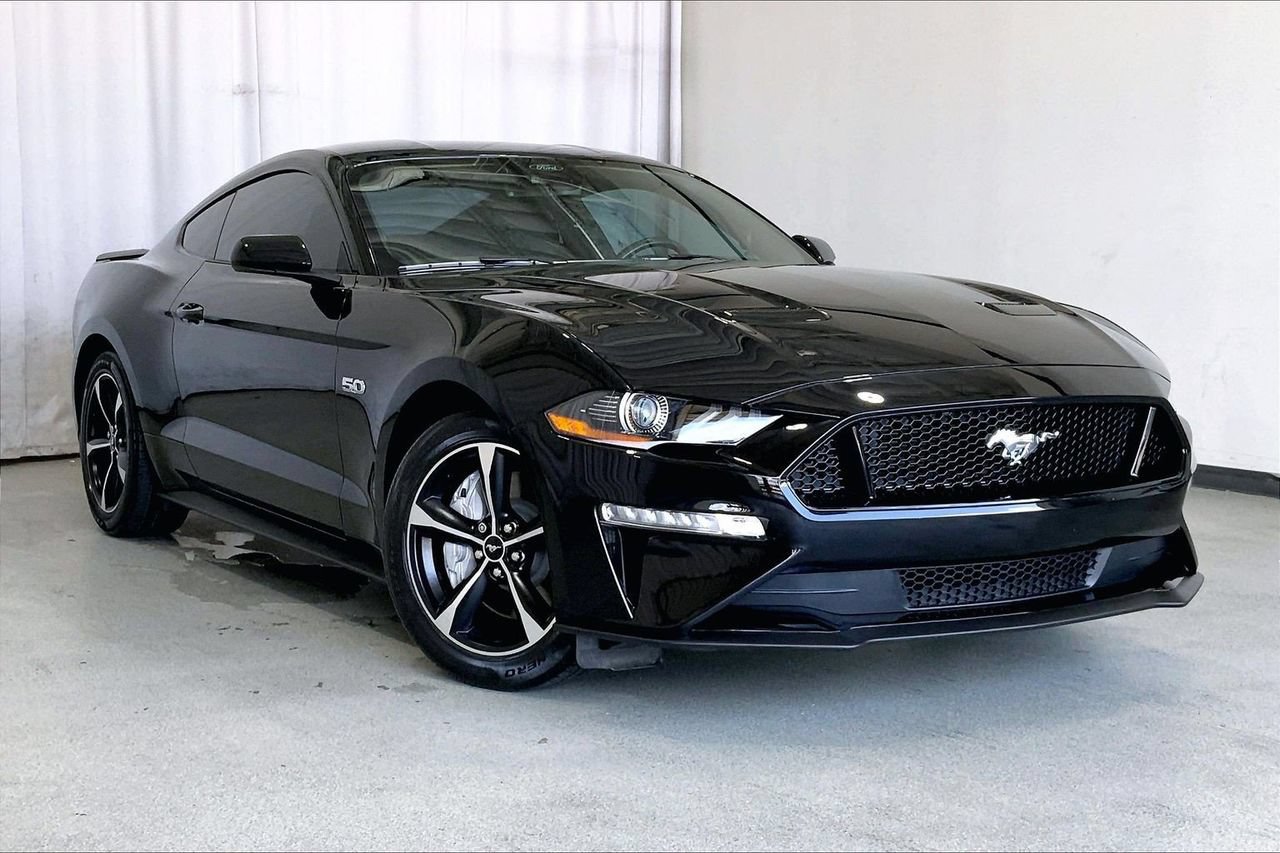 Used 2022 Ford Mustang GT RWD image 1
