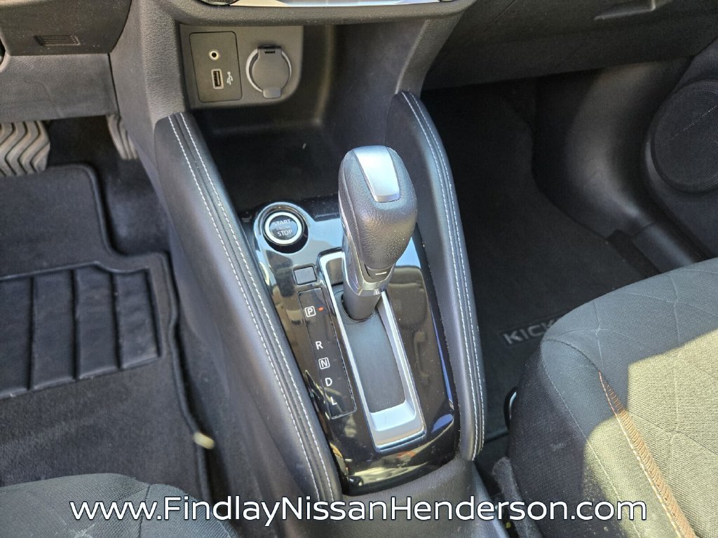 Used 2020 Nissan Kicks SR FWD image 30