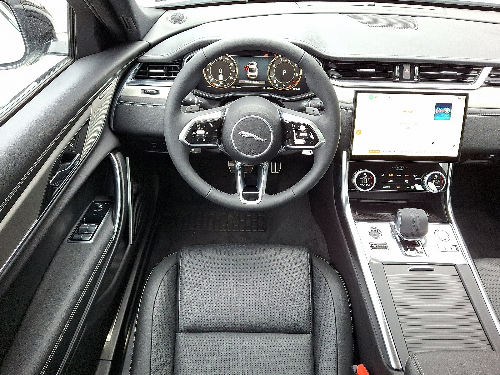 New 2024 Jaguar XF R-Dynamic SE image 4