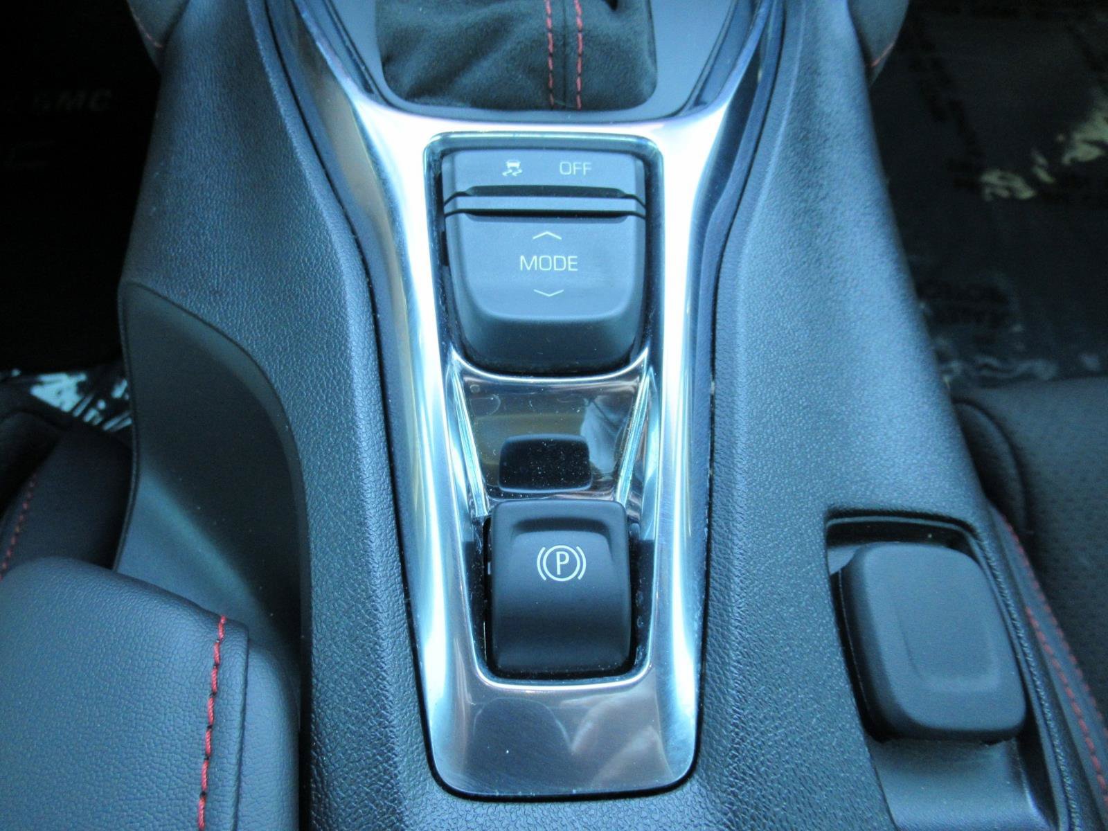Used 2022 Chevrolet Camaro ZL1 RWD image 26