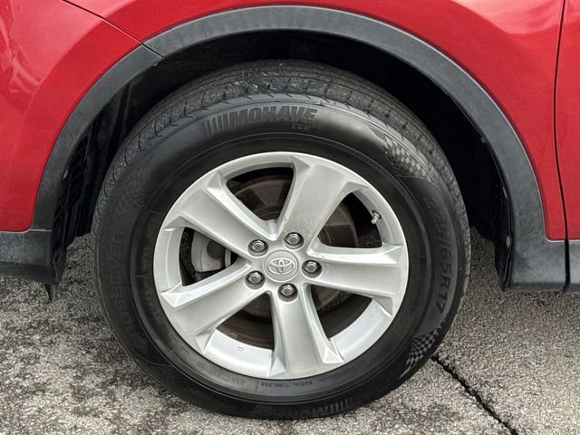 Used 2013 Toyota RAV4 XLE image 24