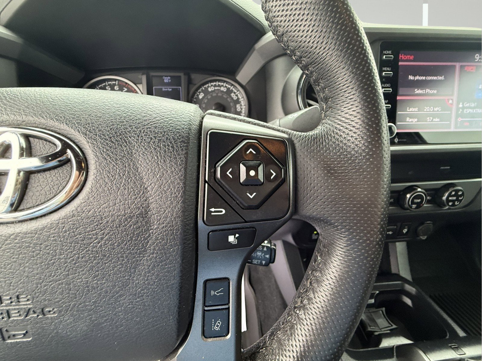 Used 2020 Toyota Tacoma TRD Off-Road image 22