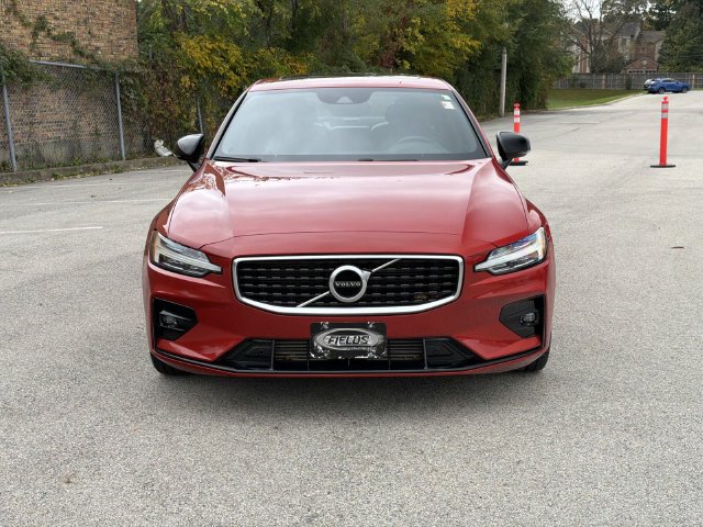 Used 2019 Volvo S60 T6 R-Design AWD/4WD image 2
