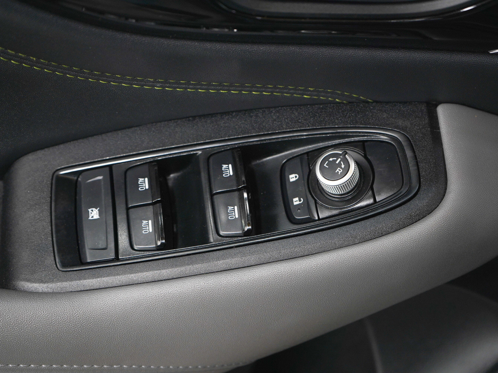 Used 2025 Subaru Outback Onyx Edition image 21