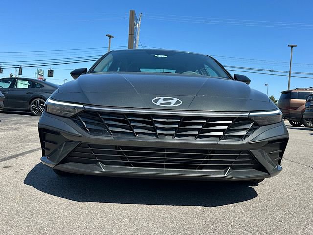 New 2026 Hyundai Elantra Sport FWD image 11