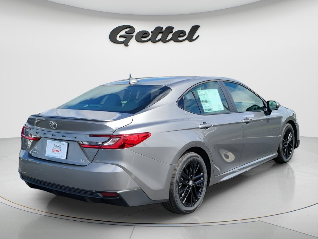 Used 2026 Toyota Camry SE w/ Convenience Package FWD image 6