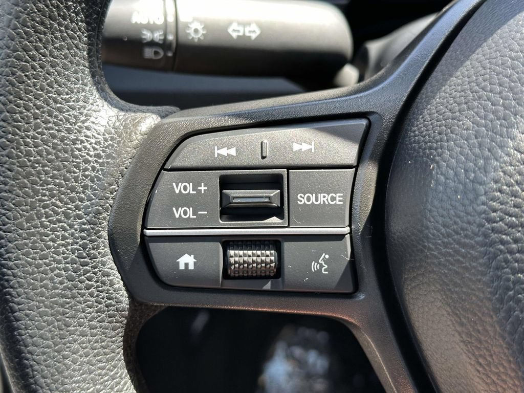 Used 2024 Honda CR-V LX image 18