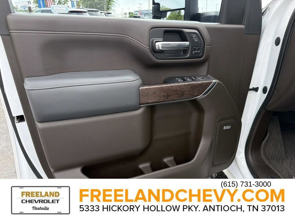 Used 2022 GMC Sierra 2500 Denali w/ Denali Ultimate Package AWD/4WD image 21