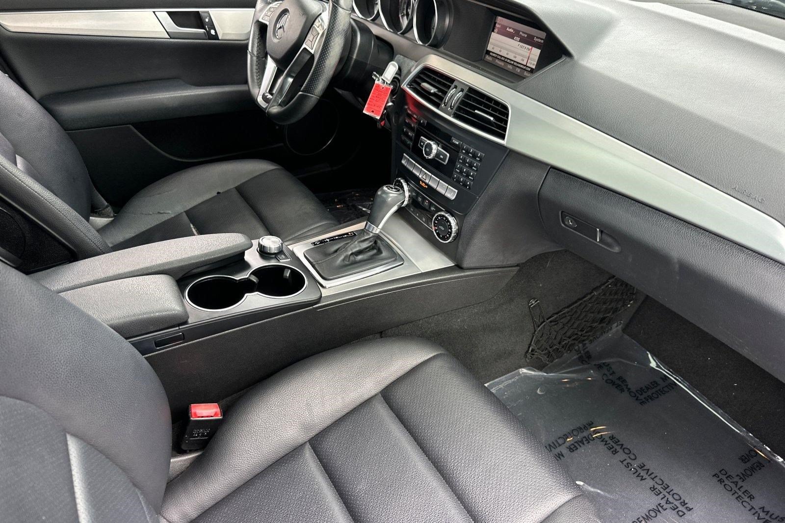 Used 2013 Mercedes-Benz C 250 Sedan image 30
