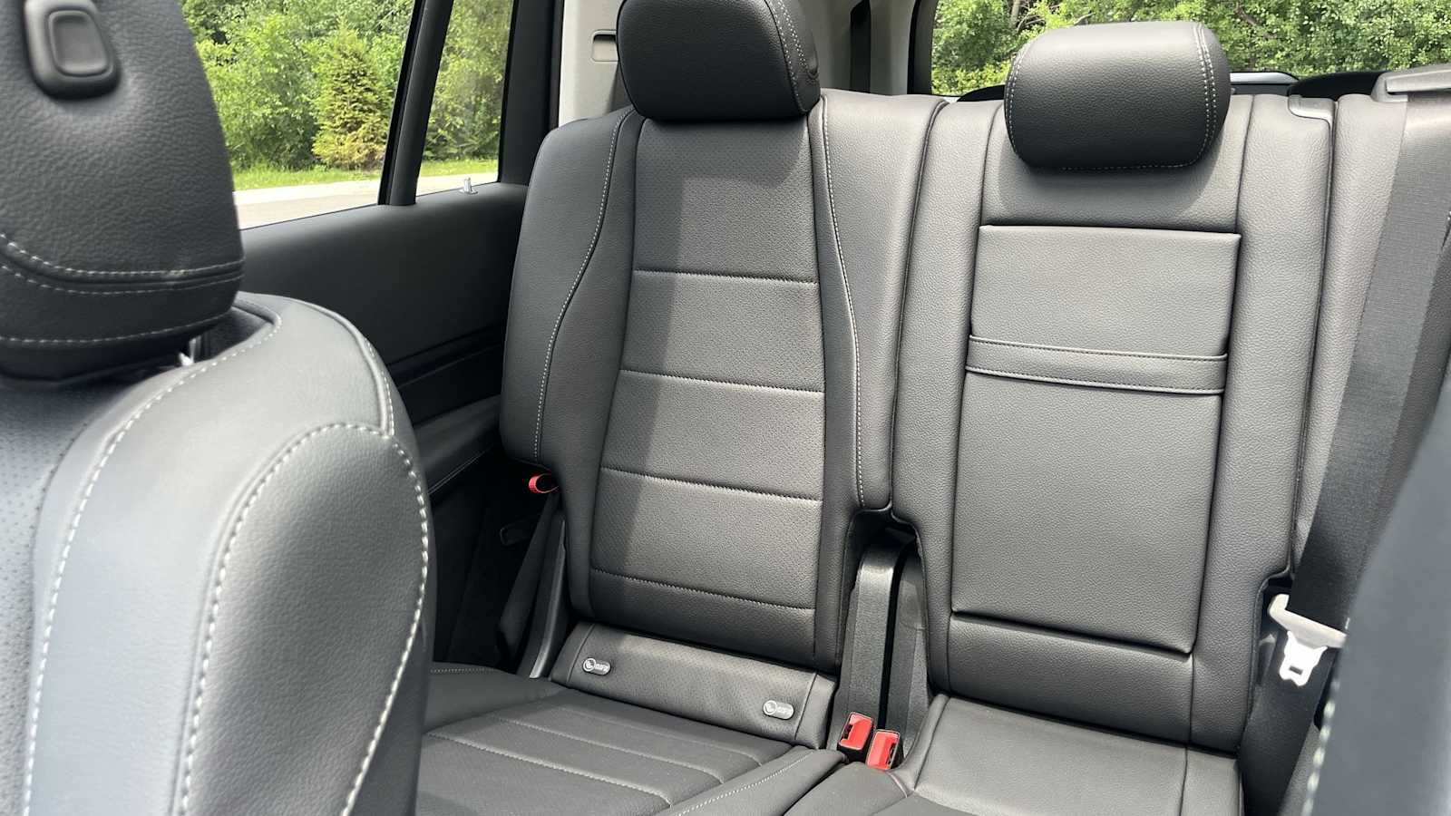 New 2026 Mercedes-Benz GLS 450 4MATIC image 33