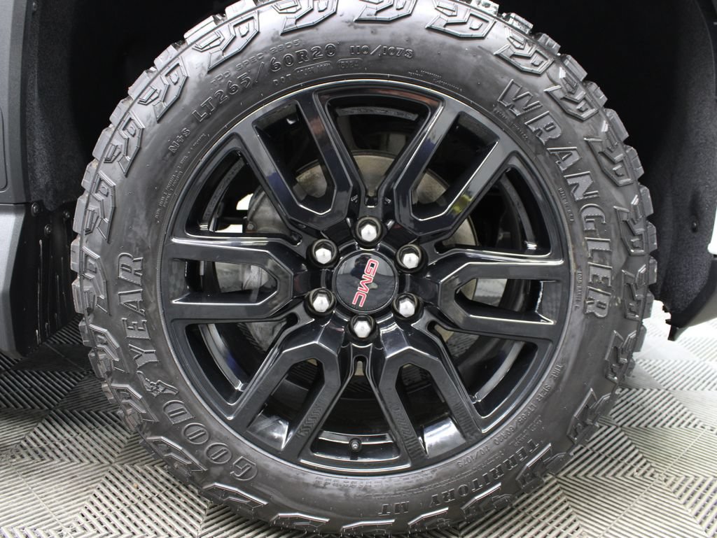 Used 2025 GMC Sierra 1500 Pro w/ Graphite Edition AWD/4WD image 13