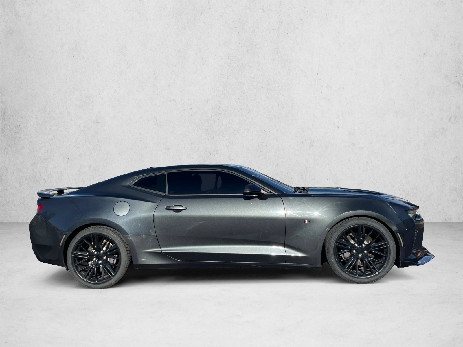 Used 2018 Chevrolet Camaro SS RWD video 4