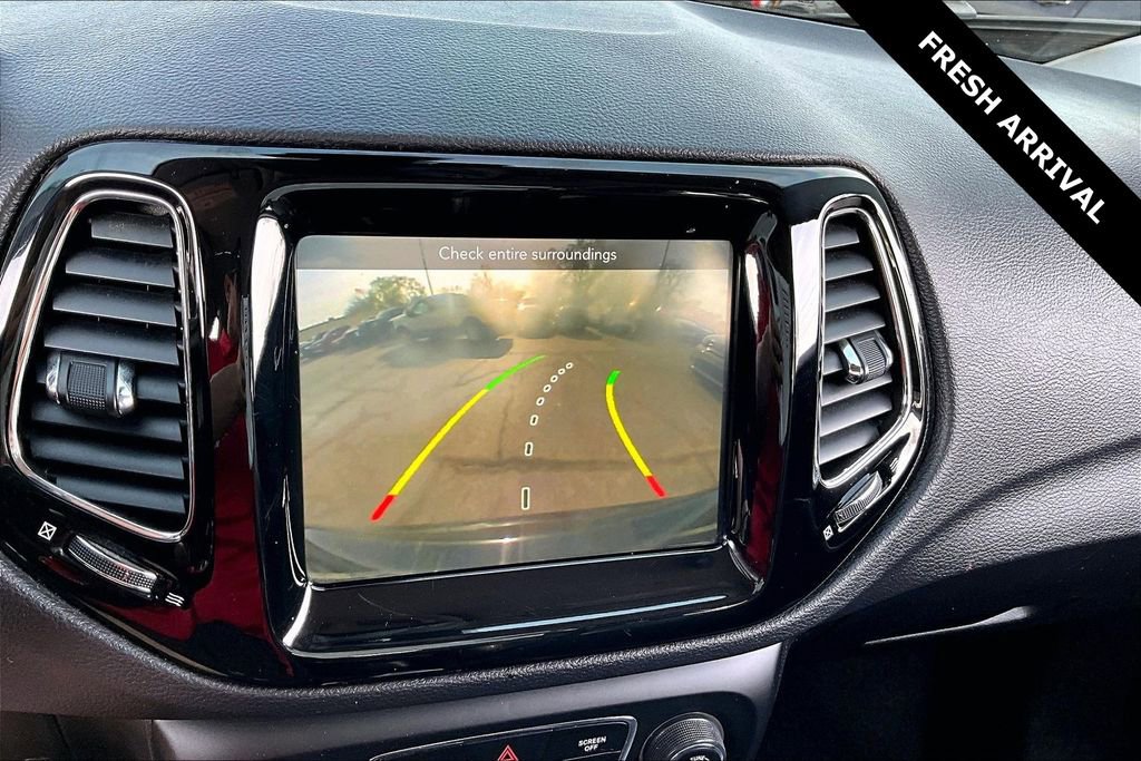 Used 2018 Jeep Compass Limited image 14