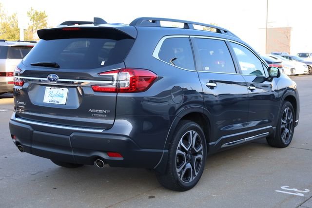 Used 2023 Subaru Ascent Touring image 5