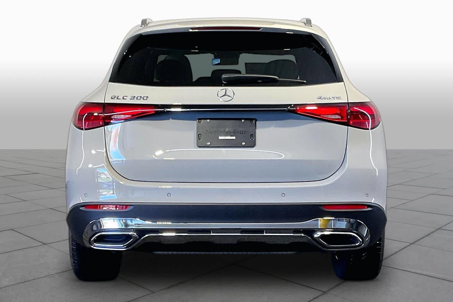 New 2027 Mercedes-Benz GLC 300 4MATIC image 4