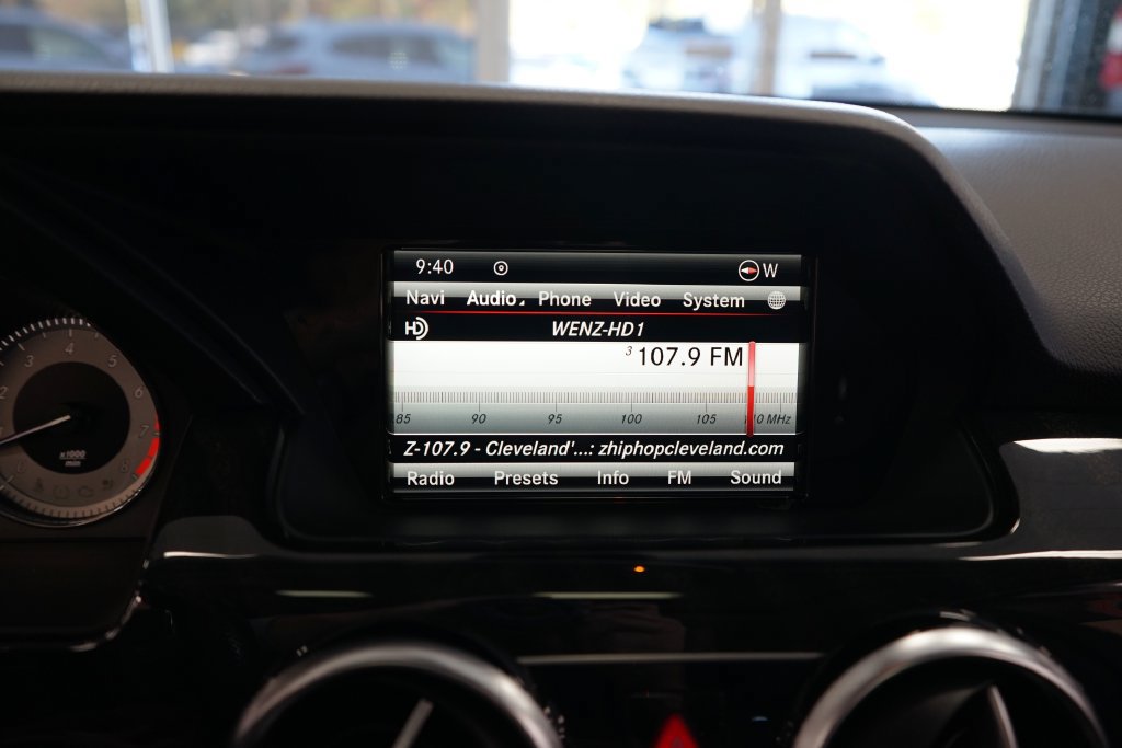 Used 2015 Mercedes-Benz GLK 350 4MATIC image 34