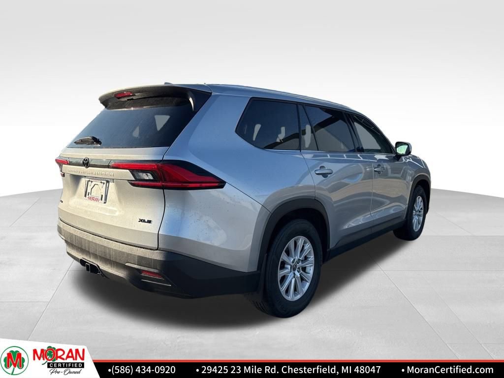 Used 2024 Toyota Grand Highlander XLE image 5