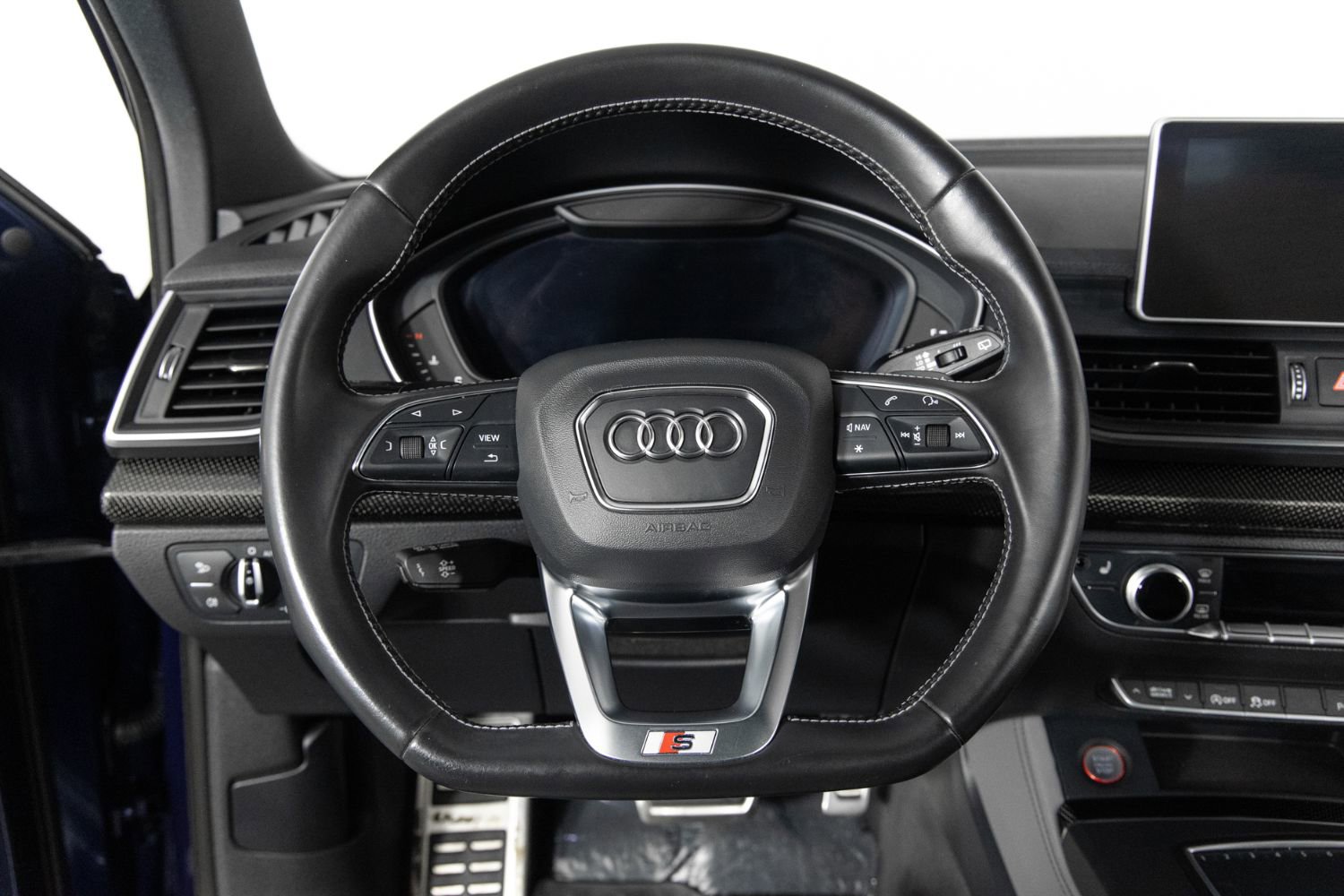 Used 2018 Audi SQ5 Premium Plus w/ Navigation Package AWD/4WD image 28