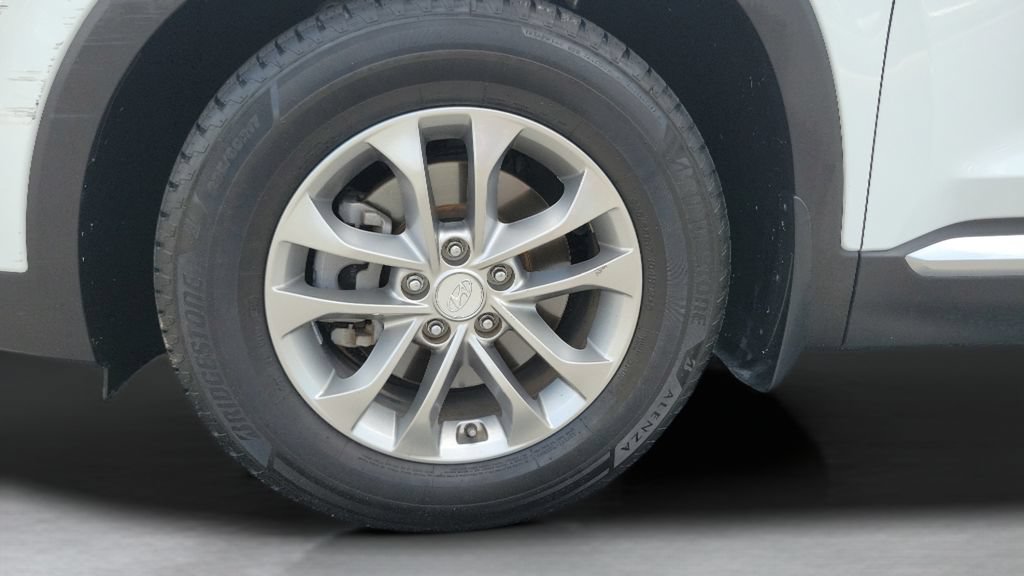 Used 2019 Hyundai Santa Fe SEL FWD image 25